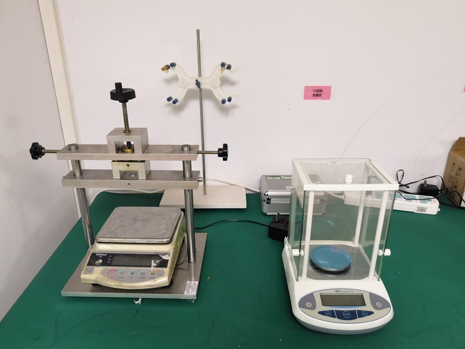 計(jì)量?jī)x器檢定.jpg 計(jì)量?jī)x器檢定.jpg